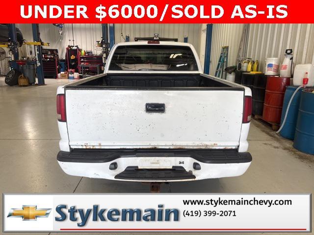 used 2000 Chevrolet S-10 car, priced at $5,994