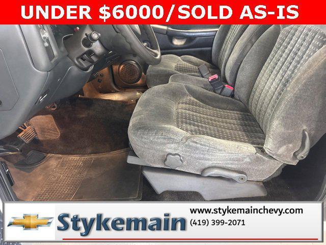 used 2000 Chevrolet S-10 car, priced at $4,400