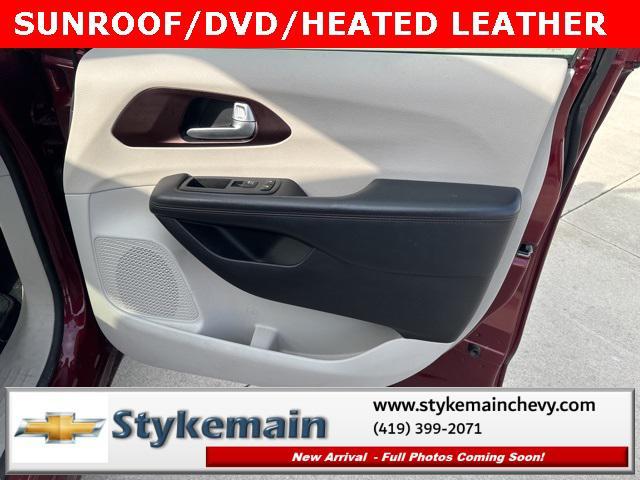 used 2017 Chrysler Pacifica car, priced at $16,788