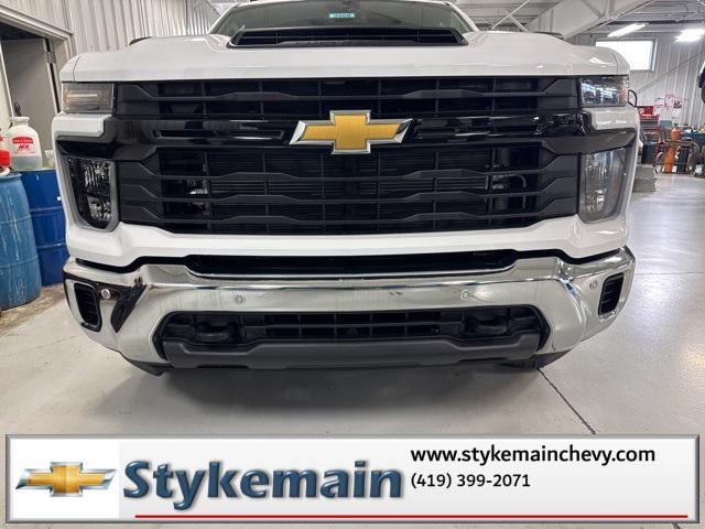 new 2025 Chevrolet Silverado 3500 car, priced at $65,220