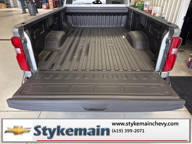 new 2026 Chevrolet Silverado 3500 car, priced at $69,911