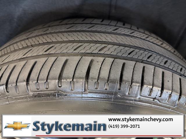 used 2018 GMC Acadia car, priced at $19,157