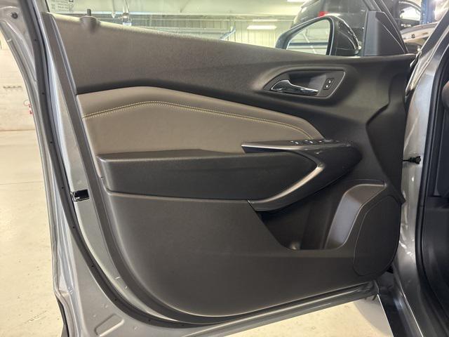 new 2025 Chevrolet Trax car, priced at $26,955