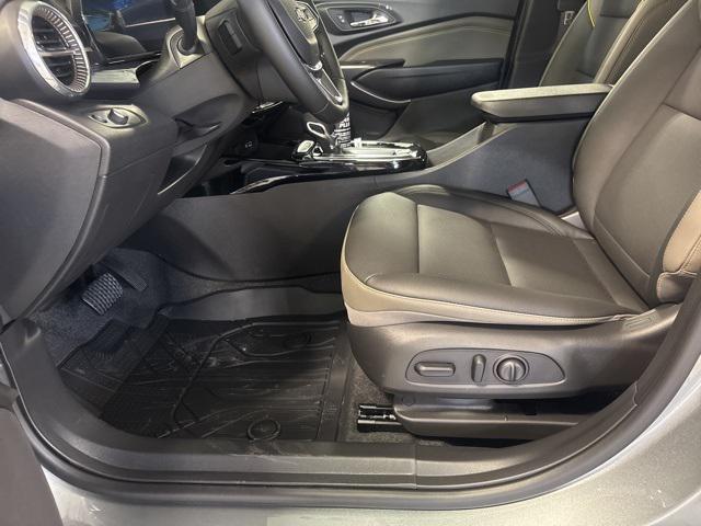 new 2025 Chevrolet Trax car, priced at $26,955