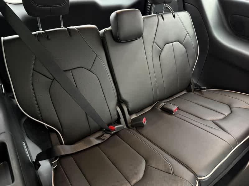 new 2026 Chrysler Pacifica car, priced at $54,075