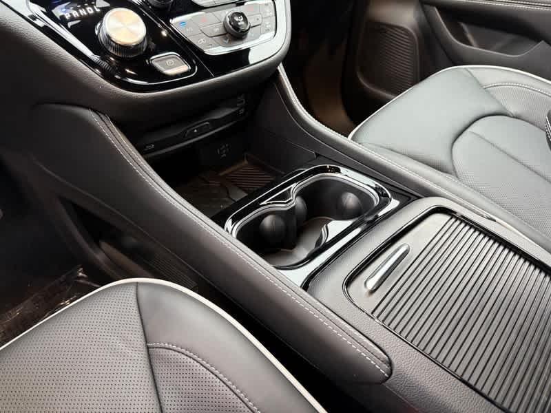 new 2026 Chrysler Pacifica car, priced at $54,075