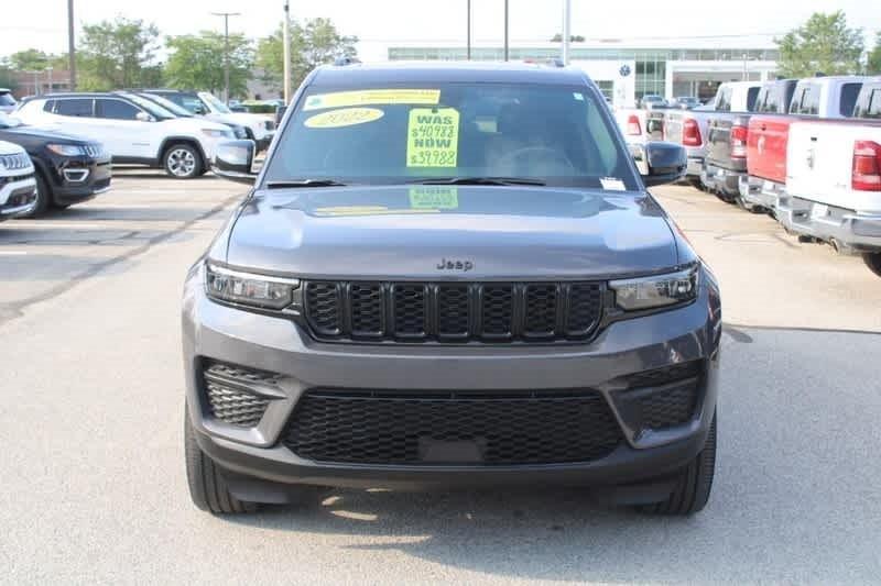 used 2022 Jeep Grand Cherokee car, priced at $37,988