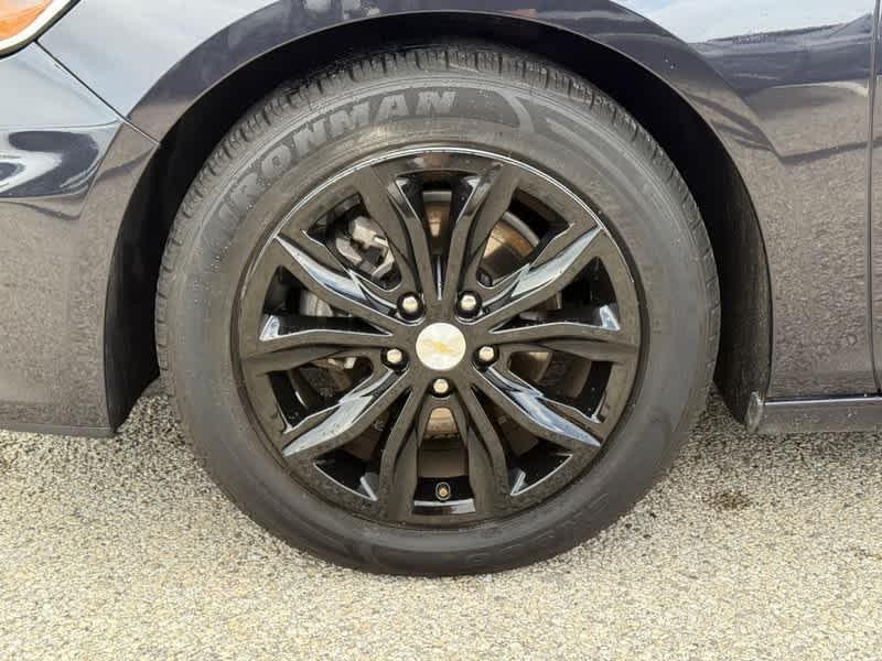used 2023 Chevrolet Malibu car, priced at $20,998