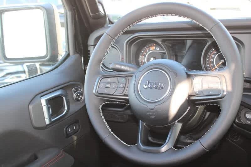 new 2025 Jeep Wrangler car, priced at $71,280