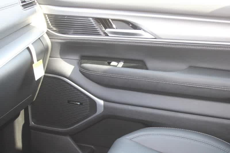 new 2025 Jeep Wagoneer car, priced at $68,978