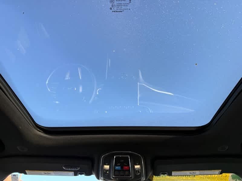 used 2025 Jeep Grand Cherokee car, priced at $41,998