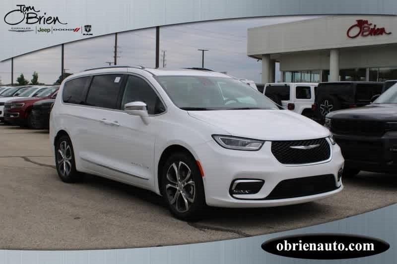 new 2024 Chrysler Pacifica car, priced at $54,140