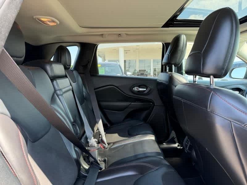 used 2016 Jeep Cherokee car, priced at $16,579