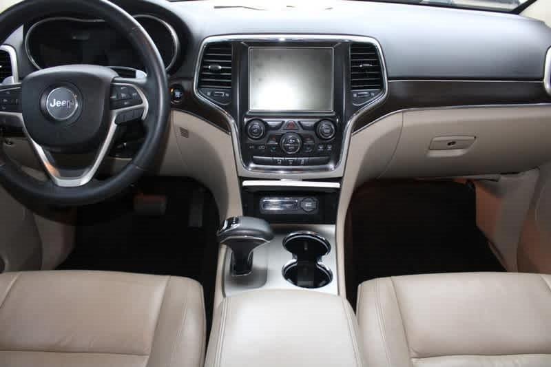 used 2015 Jeep Grand Cherokee car, priced at $13,844