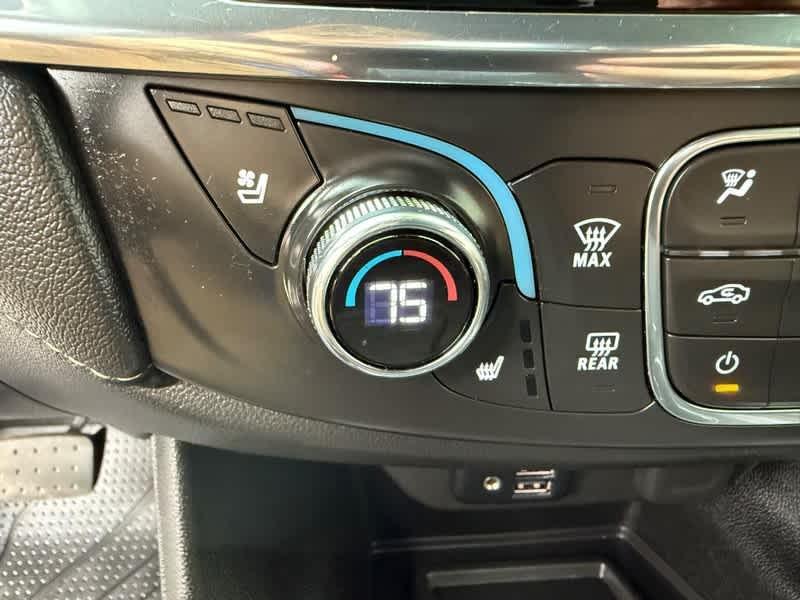 used 2023 Chevrolet Traverse car, priced at $38,398