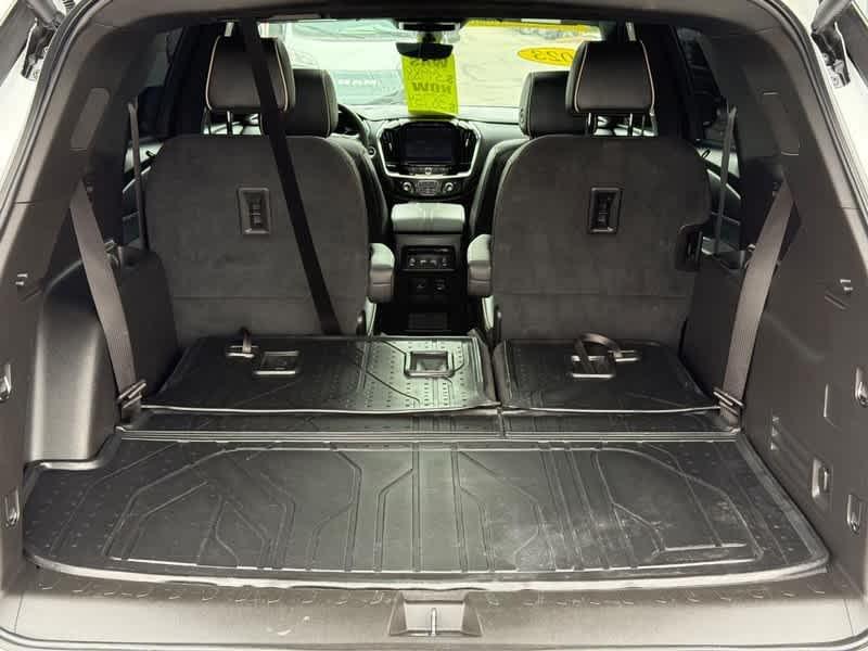 used 2023 Chevrolet Traverse car, priced at $38,398