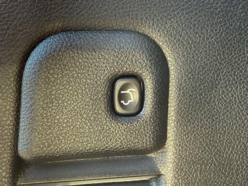 used 2021 Jeep Grand Cherokee car, priced at $29,873