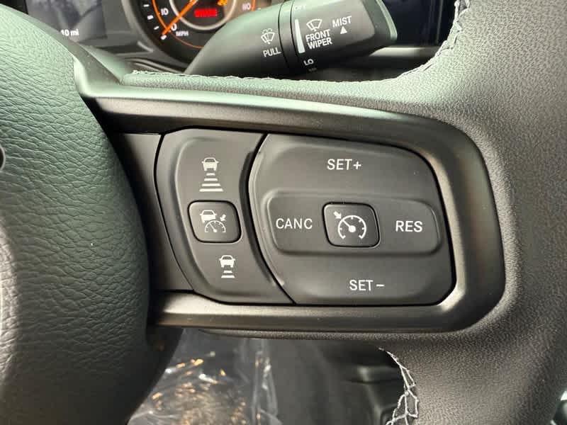 new 2026 Jeep Gladiator car, priced at $46,929