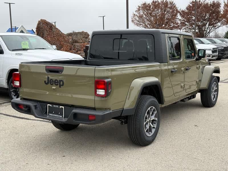 new 2026 Jeep Gladiator car, priced at $46,929