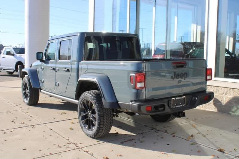 new 2025 Jeep Gladiator car, priced at $42,915