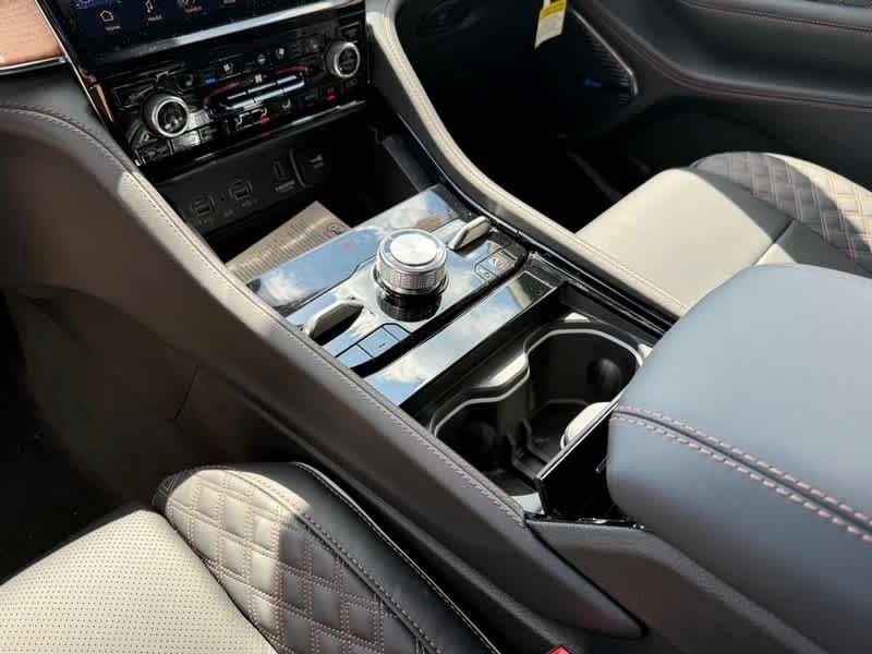 new 2025 Jeep Grand Cherokee L car, priced at $64,008