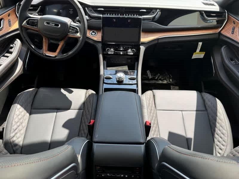 new 2025 Jeep Grand Cherokee L car, priced at $64,008