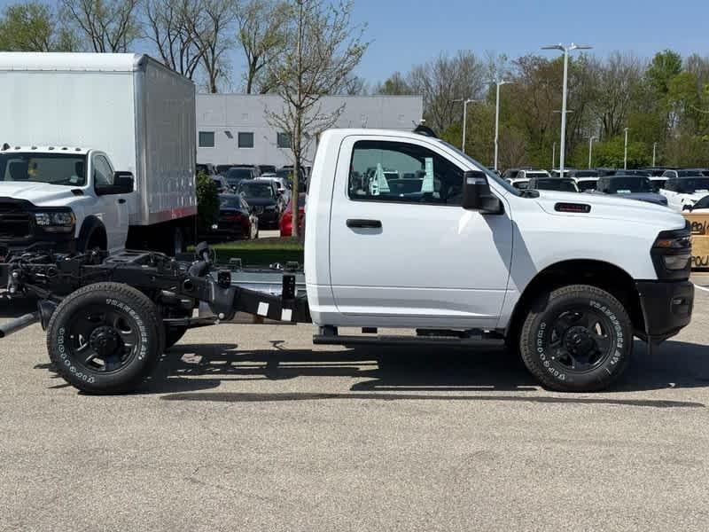 new 2025 Ram 3500 car, priced at $52,475
