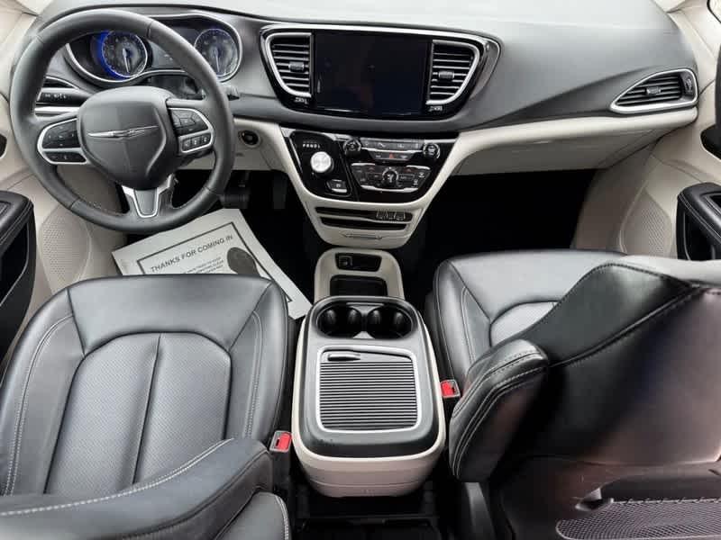 used 2024 Chrysler Pacifica car, priced at $31,988