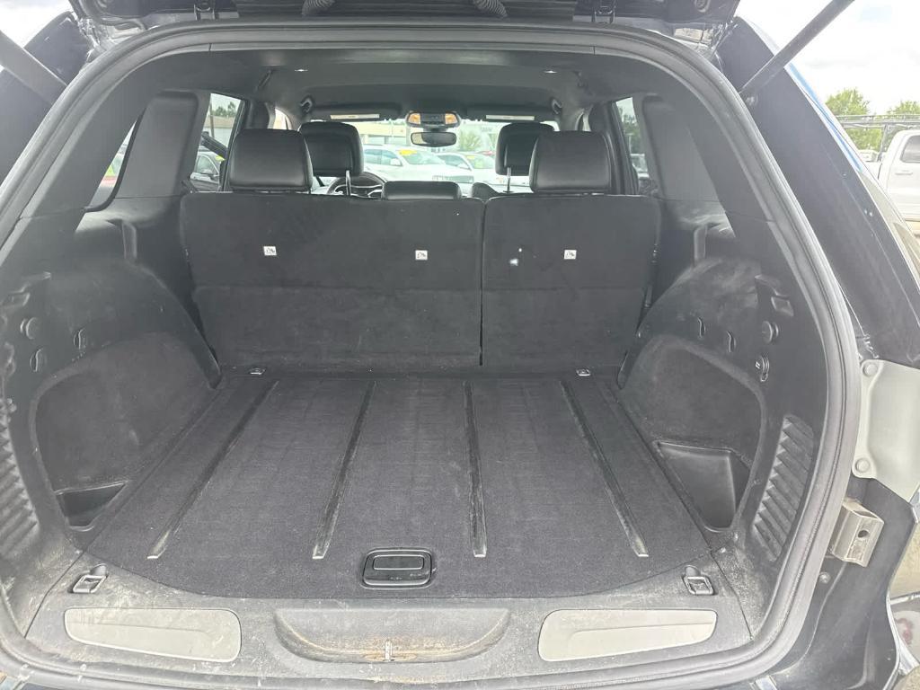used 2017 Jeep Grand Cherokee car, priced at $15,988