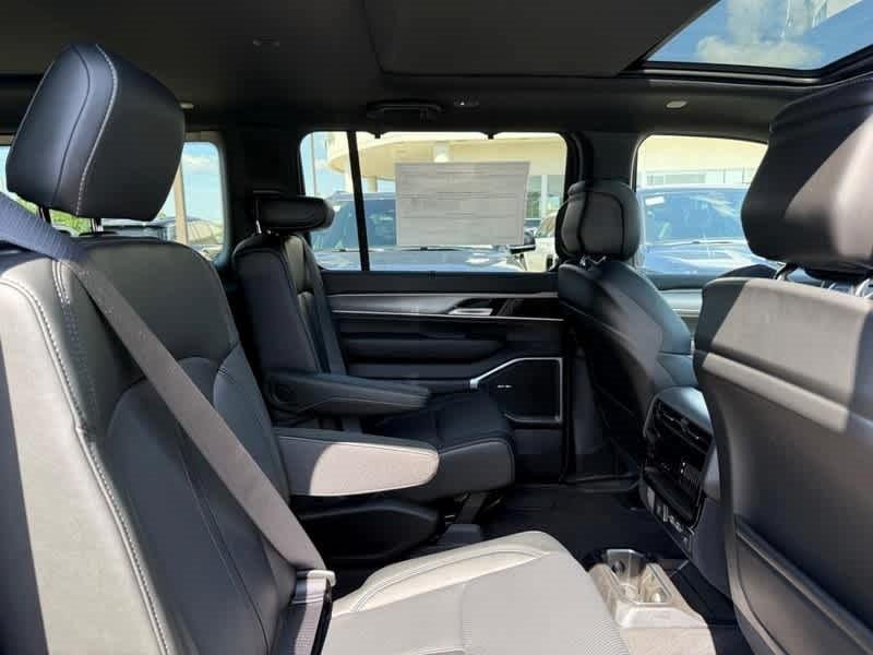 new 2025 Jeep Wagoneer car, priced at $75,987