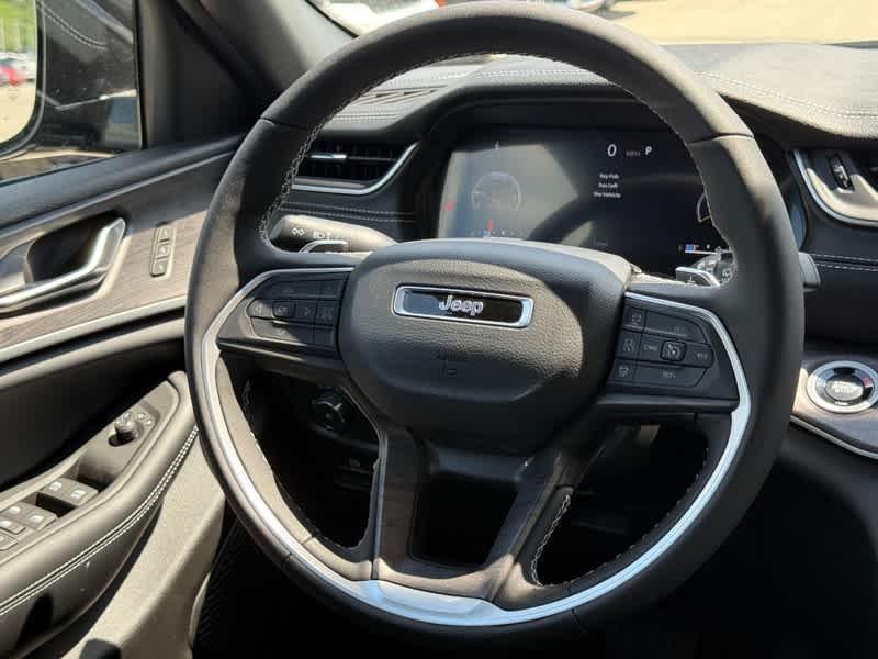 new 2025 Jeep Grand Cherokee L car, priced at $47,453