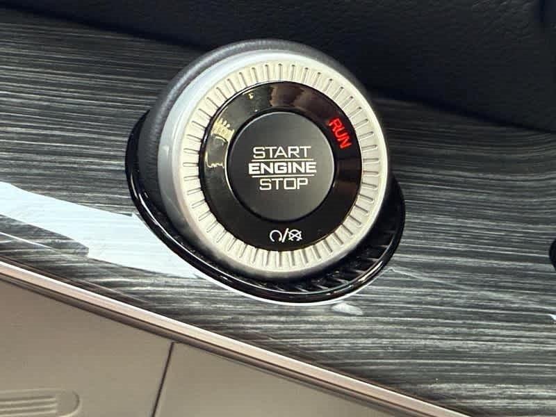 used 2022 Jeep Wagoneer car, priced at $45,974