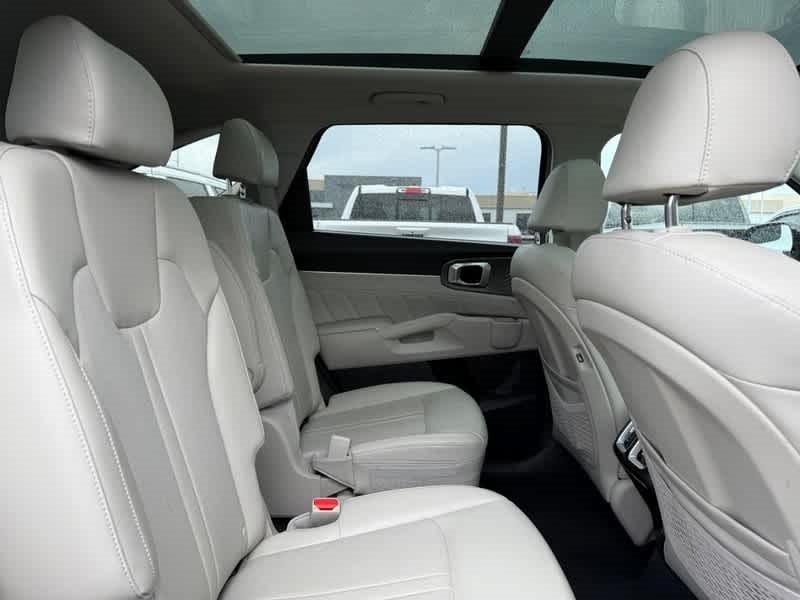 used 2021 Kia Sorento car, priced at $26,488