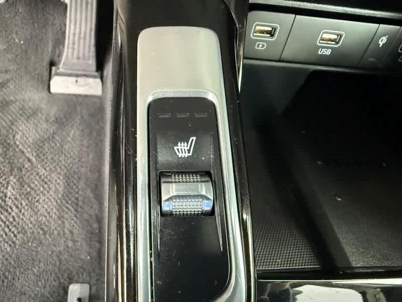 used 2021 Kia Sorento car, priced at $26,488