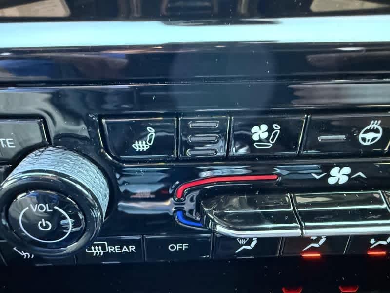 new 2025 Jeep Grand Cherokee L car, priced at $62,152