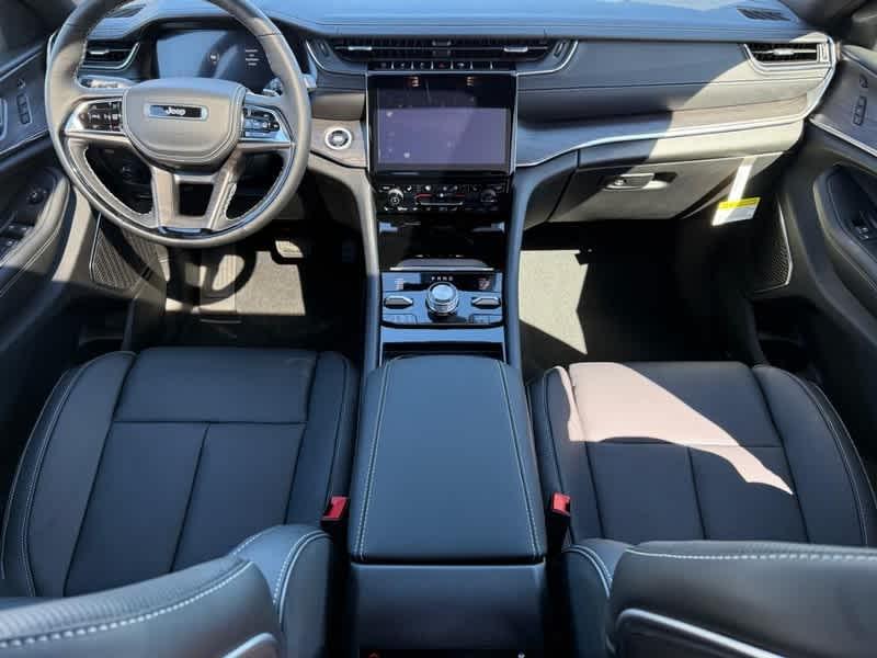 new 2025 Jeep Grand Cherokee L car, priced at $62,152