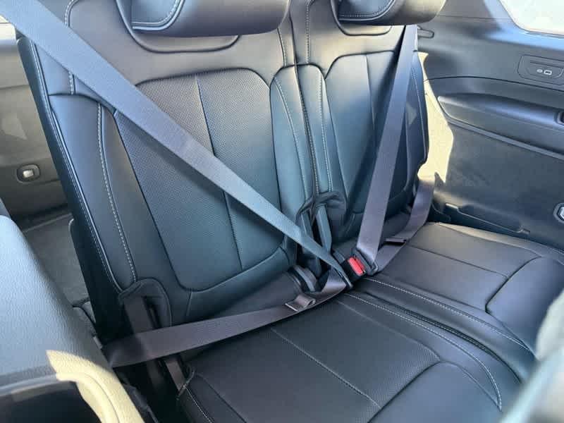 new 2025 Jeep Grand Cherokee L car, priced at $62,152