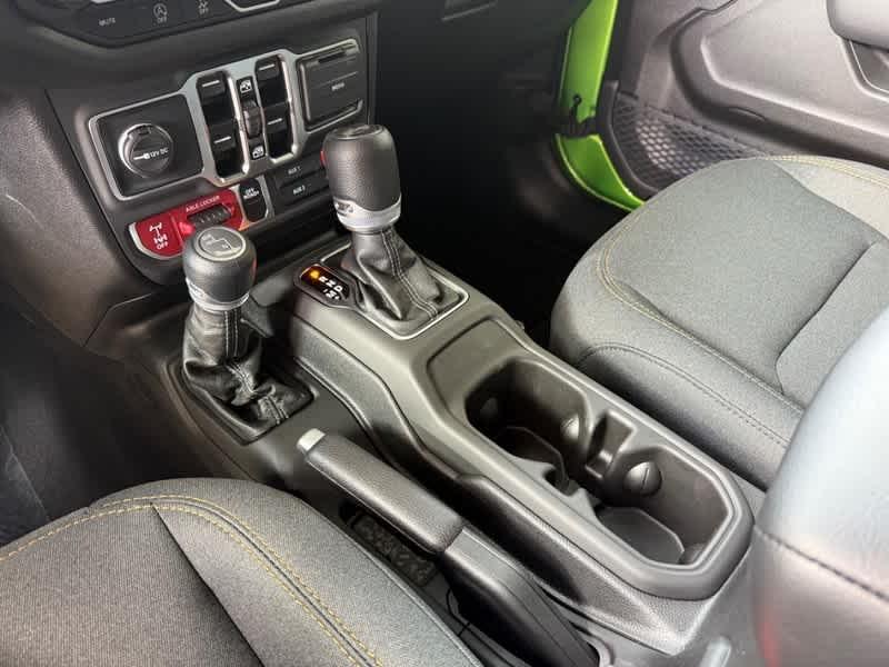 new 2025 Jeep Wrangler car, priced at $53,670