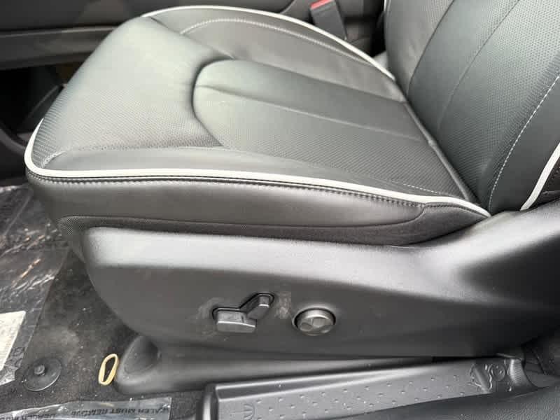 new 2026 Chrysler Pacifica car, priced at $52,280