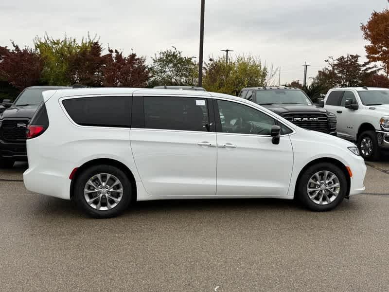 new 2026 Chrysler Pacifica car, priced at $52,280