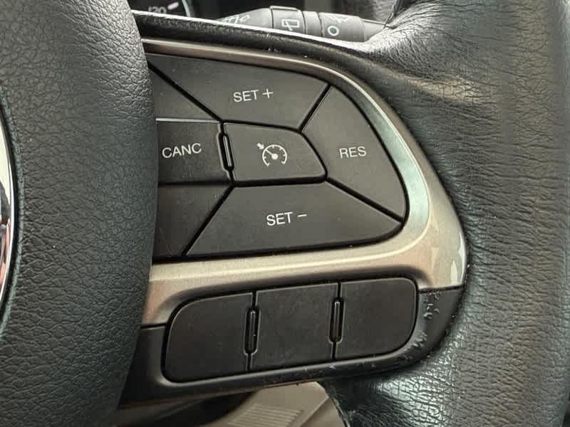 used 2021 Jeep Renegade car, priced at $23,143