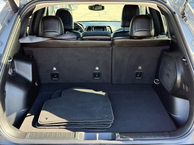 used 2022 Jeep Cherokee car, priced at $26,890