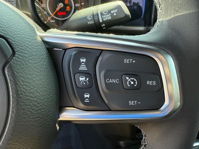 new 2025 Jeep Wrangler car, priced at $51,685