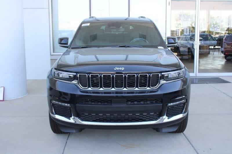 new 2024 Jeep Grand Cherokee L car, priced at $45,497