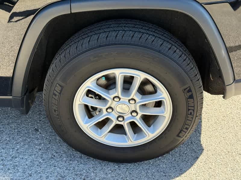 used 2018 Jeep Grand Cherokee car, priced at $14,485