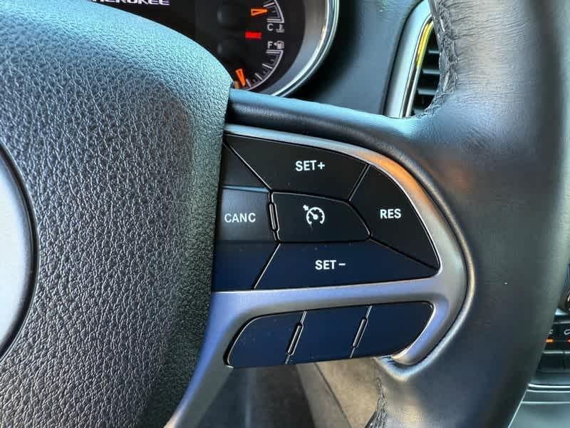 used 2018 Jeep Grand Cherokee car, priced at $14,485