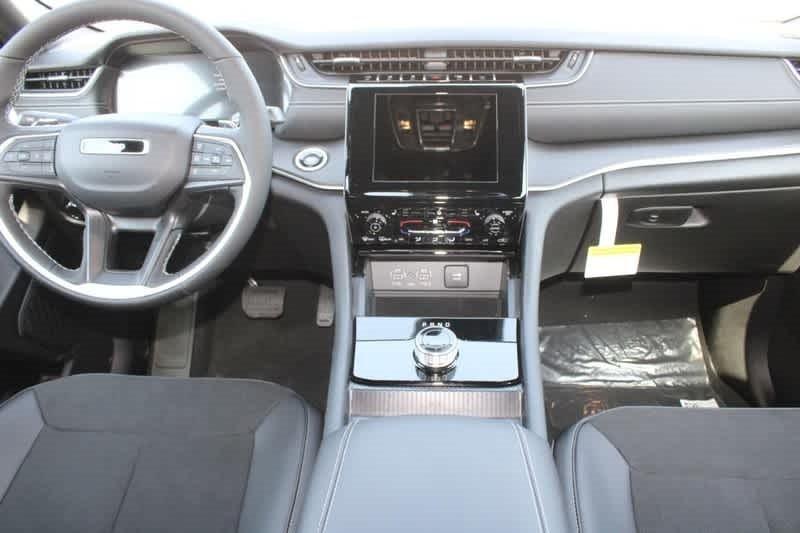 new 2025 Jeep Grand Cherokee car, priced at $39,315