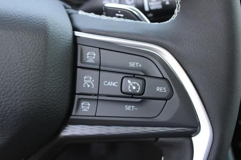 new 2025 Jeep Grand Cherokee car, priced at $39,315