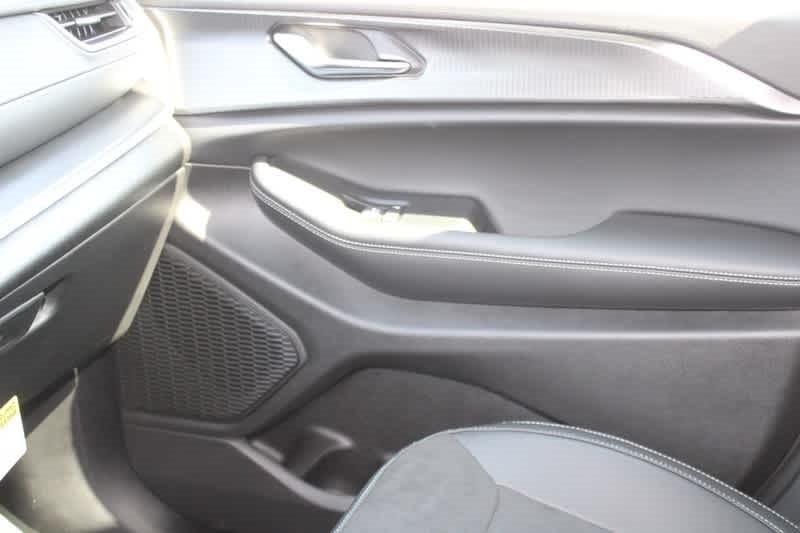 new 2025 Jeep Grand Cherokee car, priced at $39,315