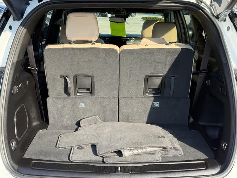 used 2024 Jeep Grand Cherokee L car, priced at $38,028